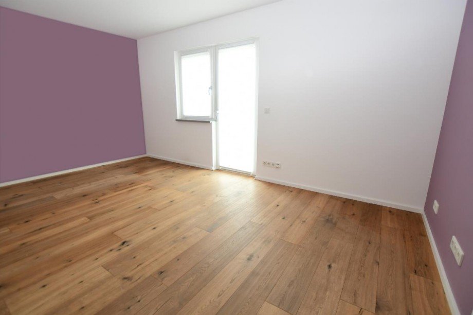 Schlafzimmer OG Mehrfamilienhaus Otzberg