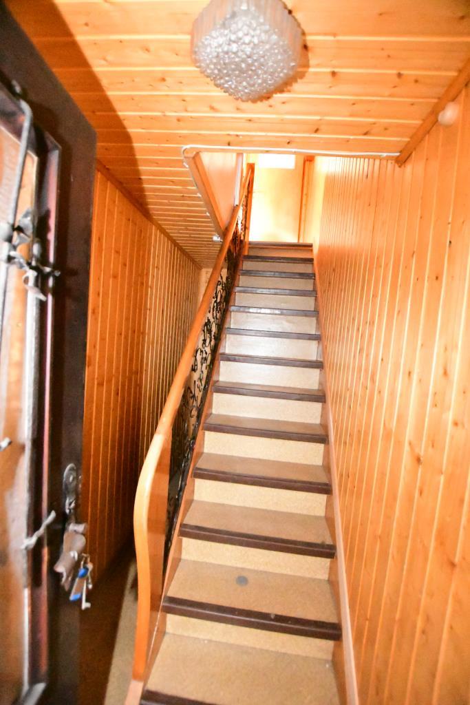 Treppenaufgang Zweifamilienhaus H�chst