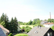 Blick von der Dachterrasse Moderne 3 Zimmerwohnung im DG mit EBK, Balkon u. PKW Stellplatz