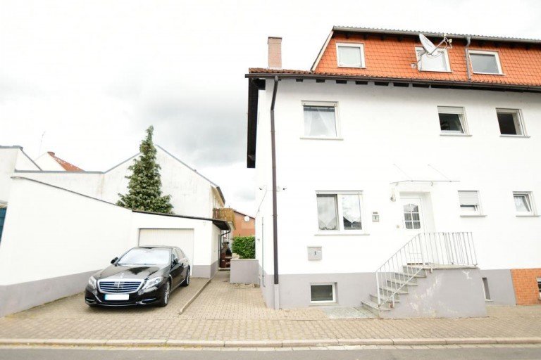 Au�enansicht Gro�-Umstadt Doppelhaush�lfte DHH in der Kernstadt von Gro�-Umstadt! Provisionsfrei