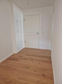 Diele OG Moderne Penthouse- Wohnung mit gro�er Dachterrasse und hochwertiger Ausstattung