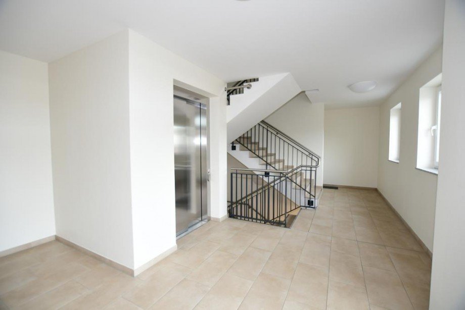 Treppenhaus mit Aufzug Wohnung Gro�-Umstadt
