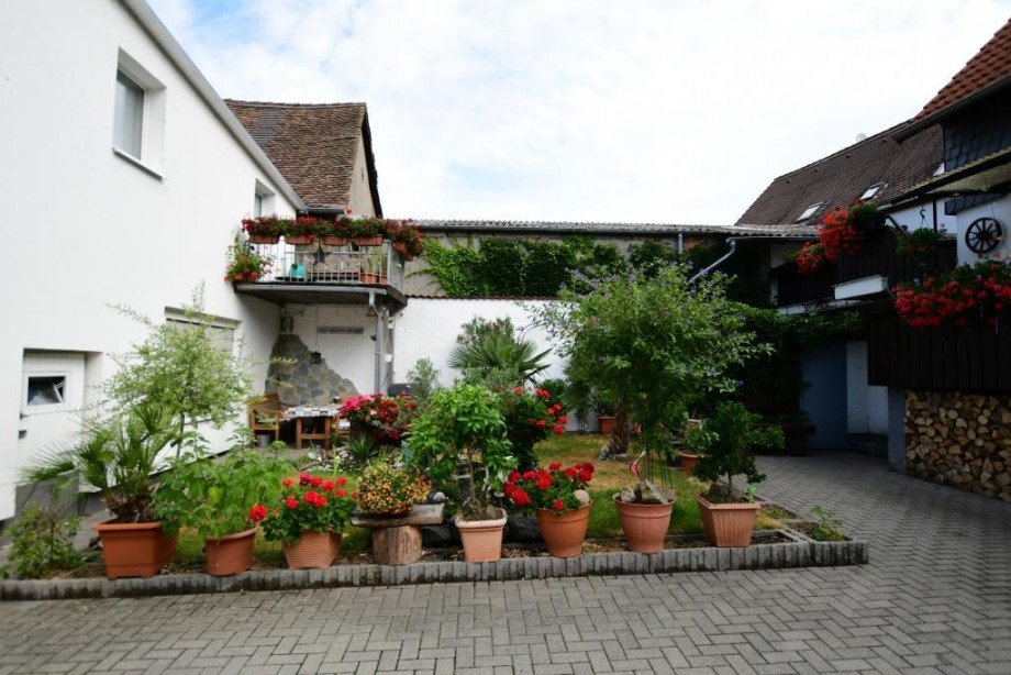 gemeinsamer Hof Einfamilienhaus Ober-Ramstadt