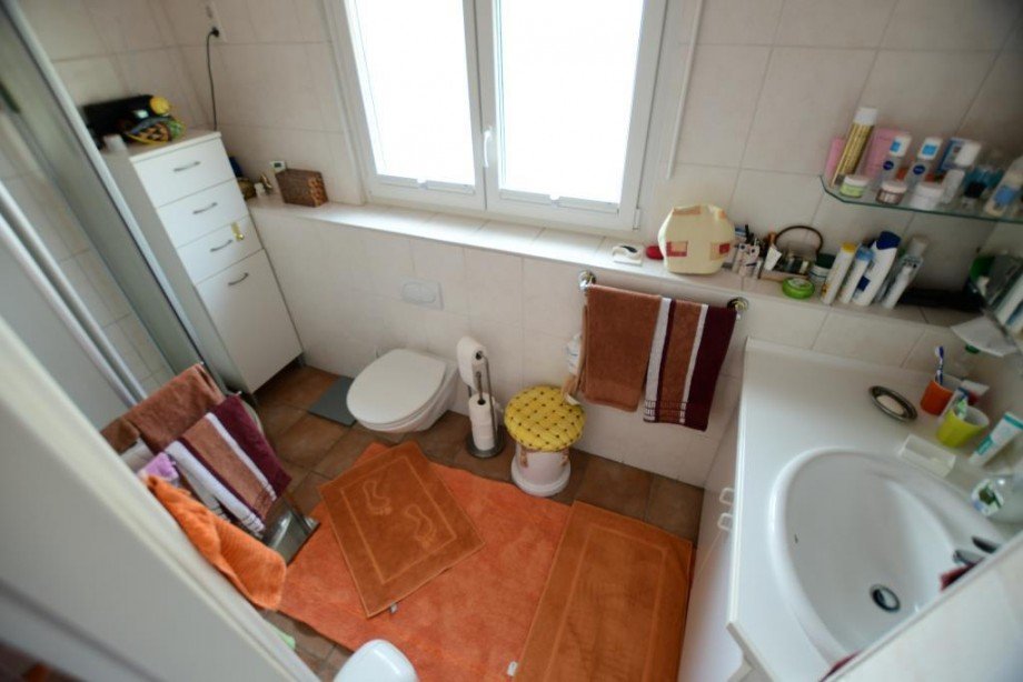 Duschbad Doppelhaush�lfte Frankfurt