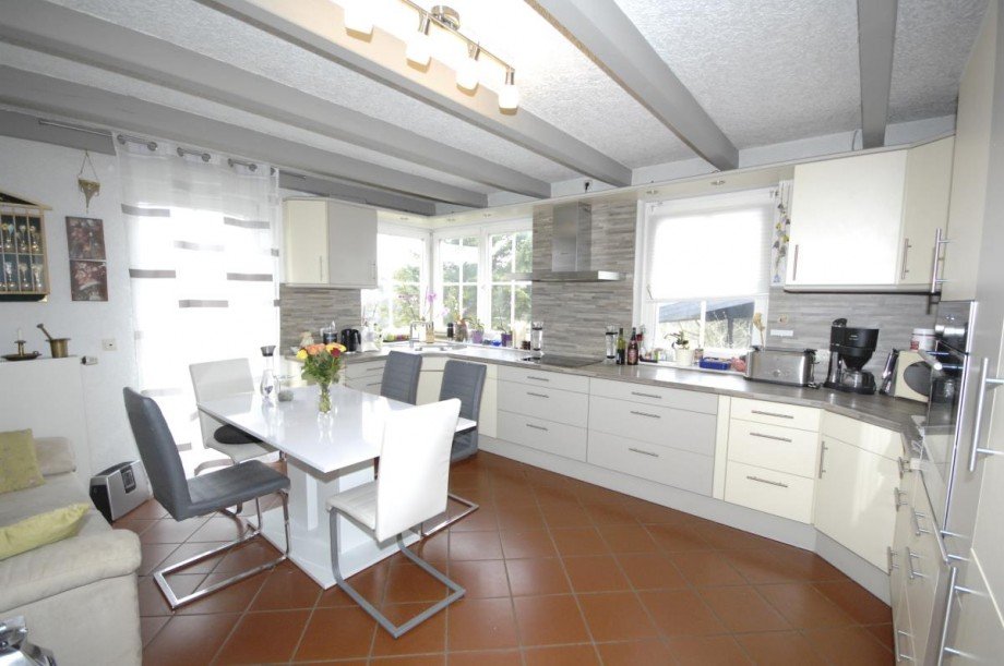 Wohnk�che Mehrfamilienhaus L�tzelbach
