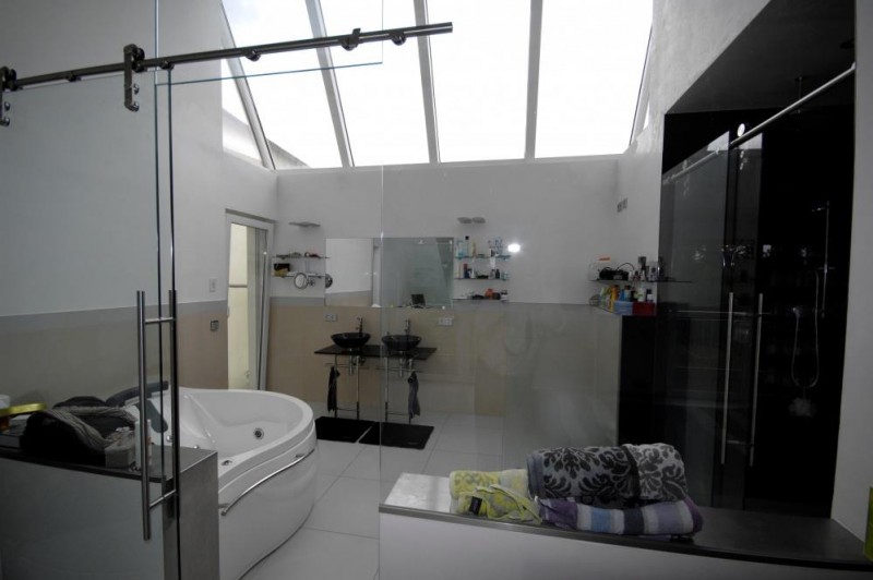 Bad on suite Villa Frankfurt am Main / Seckbach