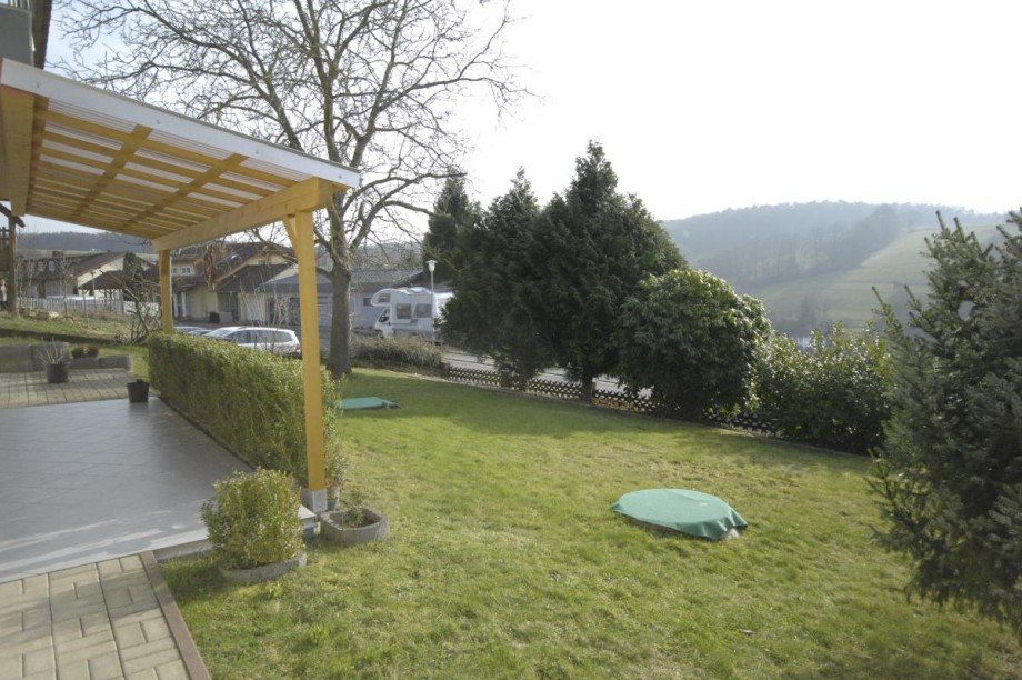Aussicht Zweifamilienhaus L�tzelbach