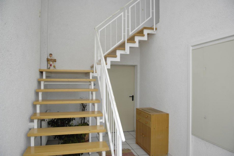 Hausflur Maisonette Wohnungen Mehrfamilienhaus Otzberg / Nieder-Klingen