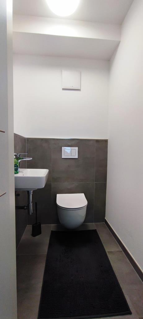 G�ste-WC Terrassenwohnung Fischbachtal