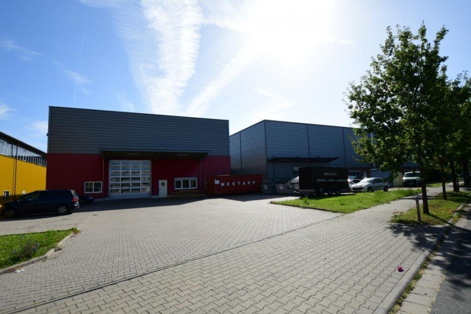 Halle 1 und 2 + Freifl�chen Halle / Lager / Produktion Gro�-Umstadt