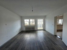 Schlafzimmer Gro�z�gige 2-3 Zimmerwohnung im Obergeschoss mit Balkon und Dachterrasse