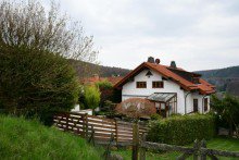 Au�enansicht Exklusives Anwesen mit einzigartigem Fernblick u. ELW *provisionsfrei* direkt vom Eigent�mer.