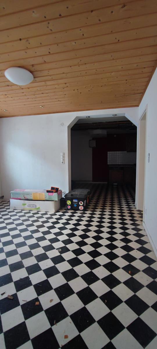 Wohnzimmer Zugang K�che KG Haus Otzberg