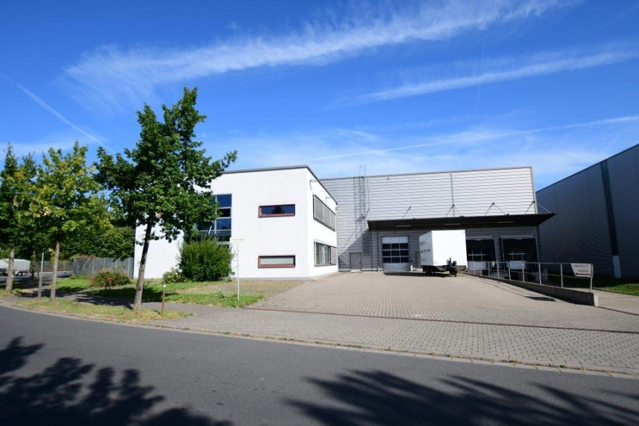 B�rogeb�ude + Halle 1 Halle / Lager / Produktion Gro�-Umstadt