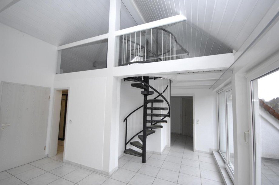 Wendeltreppe Galerie Maisonettewohnung L�tzelbach