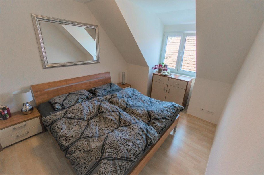 Schlafzimmer Dachgeschosswohnung Gro�-Umstadt