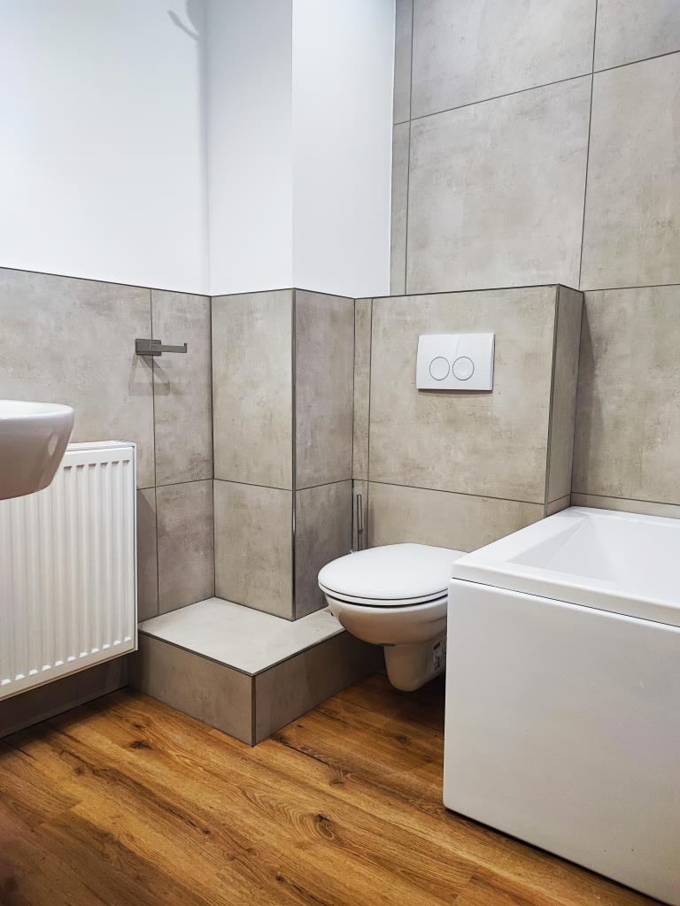 Badezimmer 2. Dachgeschosswohnung Reichelsheim