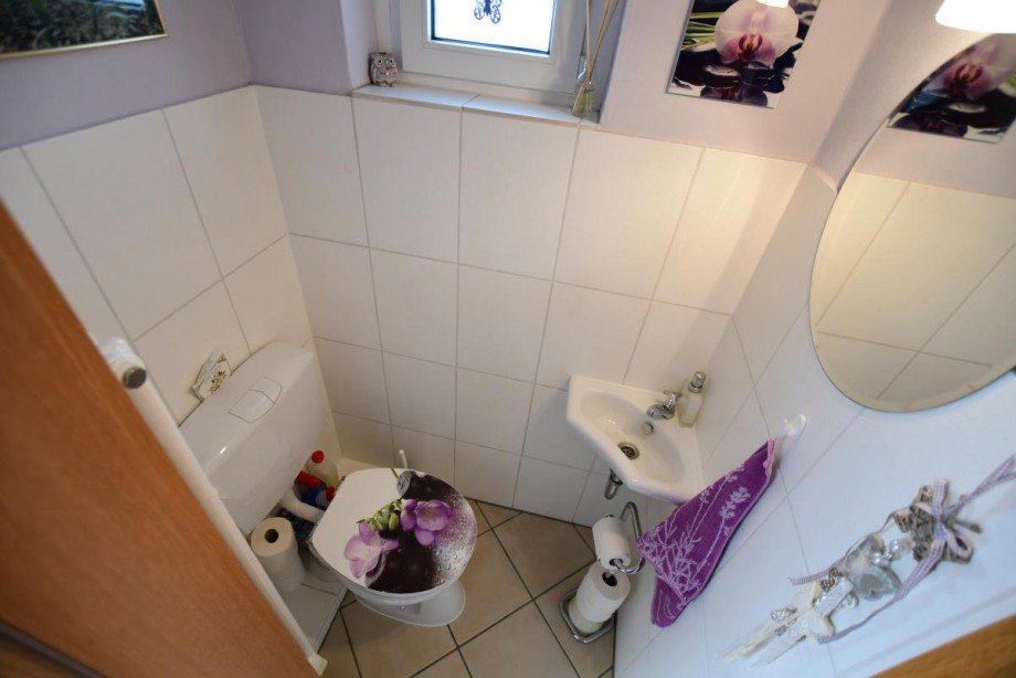 G�ste-WC Doppelhaush�lfte Frankfurt