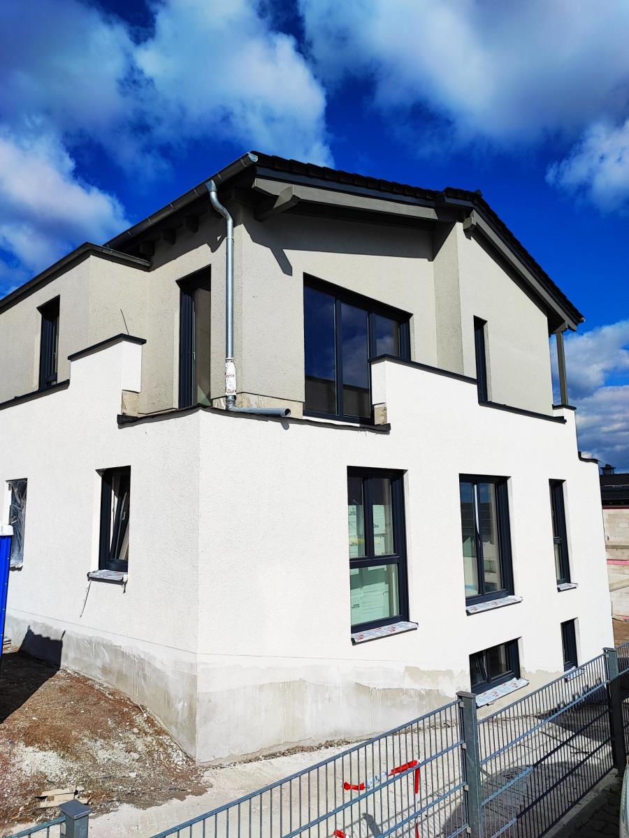 Seitenansicht r. 04.2023 Erdgeschosswohnung Otzberg