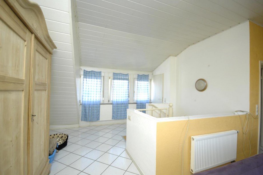 WHG 2 Dachgeschoss Mehrfamilienhaus Otzberg / Nieder-Klingen