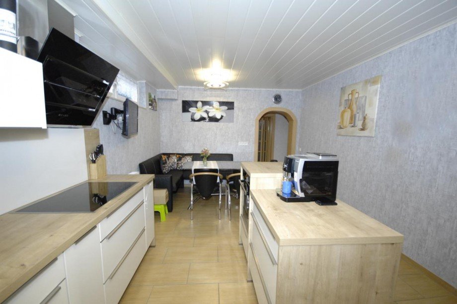 Wohnk�che UG Zweifamilienhaus L�tzelbach