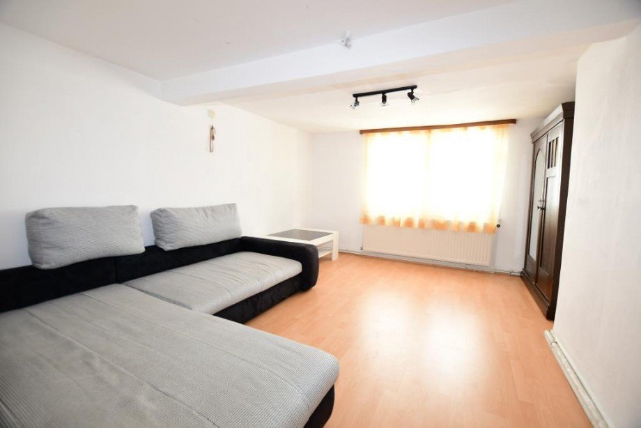 Wohnzimmer 3. OG Einfamilienhaus Gro�-Bieberau