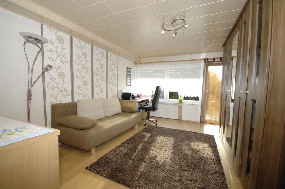 Schlafzimmer UG Zweifamilienhaus L�tzelbach