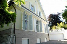 Haus Seitenansicht Elit�re Jugendstil-Villa auf der Mathildenh�he direkt unterhalb der Russischen Kapelle