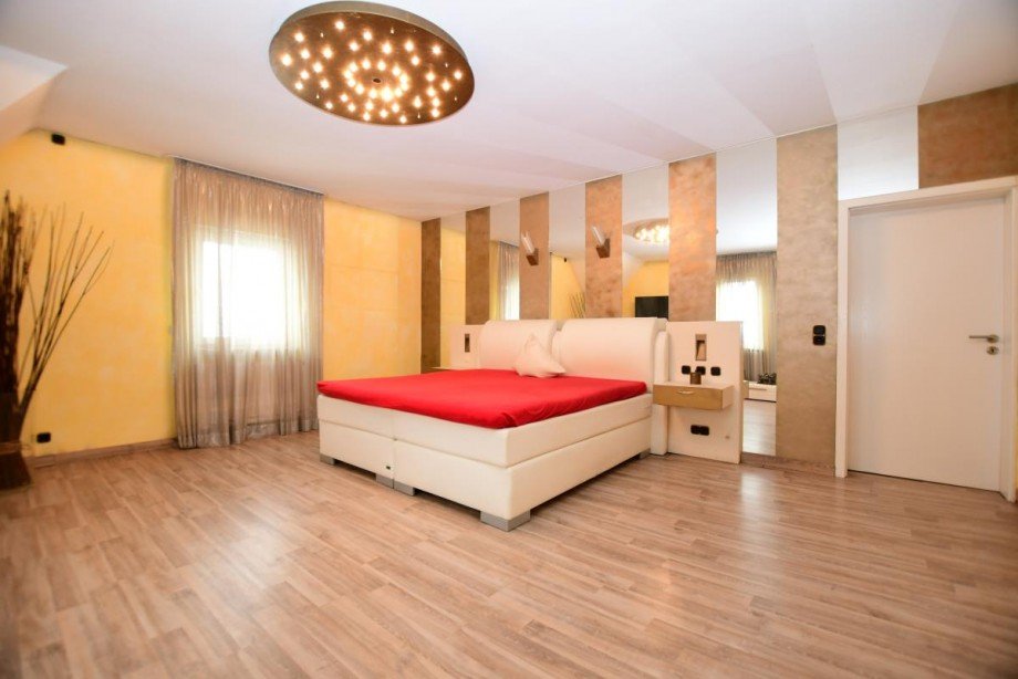 Schlafzimmer Einfamilienhaus Gro�-Zimmern