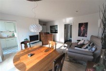 Wohn u. Esszimmer Moderne 2-Zimmerwohnung mit Dachloggia im Zentrum von Gro�-Umstadt
