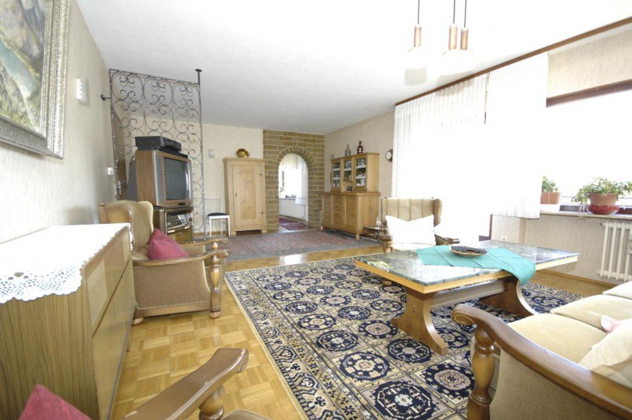 Wohnzimmer EG Mehrfamilienhaus L�tzelbach-Seckmauern