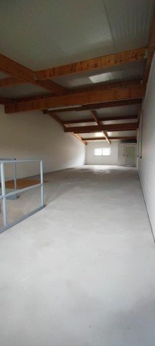 Obergeschoss Halle 2 Gewerbefl�che-/Lagerhalle B mit elektr. Rolltor auf 2 Ebenen zu vermieten