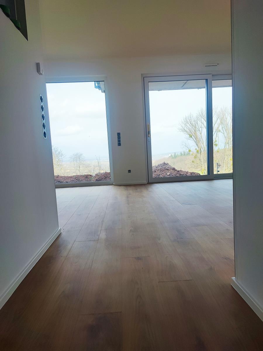Flur zu Wohn-/Esszimmer Terrassenwohnung Otzberg