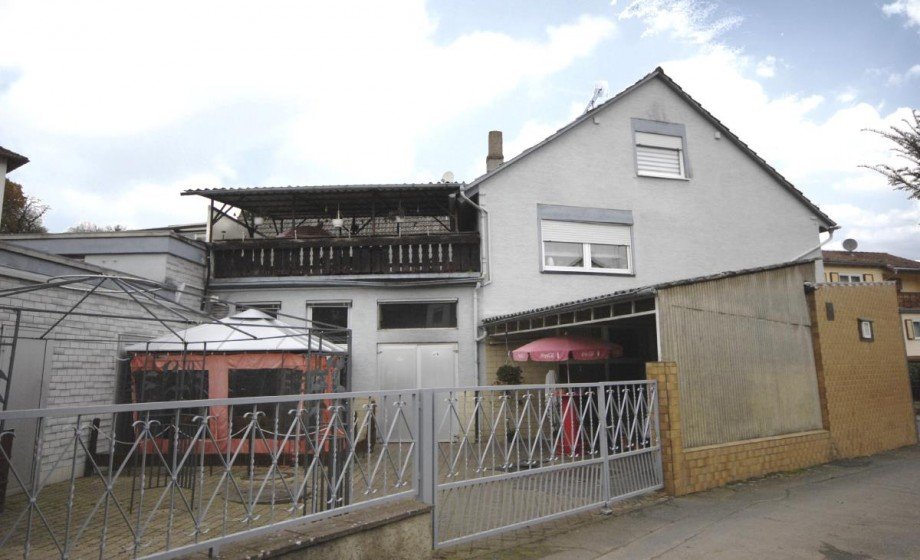 Hofansicht Einfamilienhaus L�tzelbach