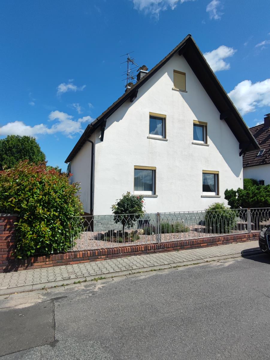 Vorgarten Einfamilienhaus Otzberg