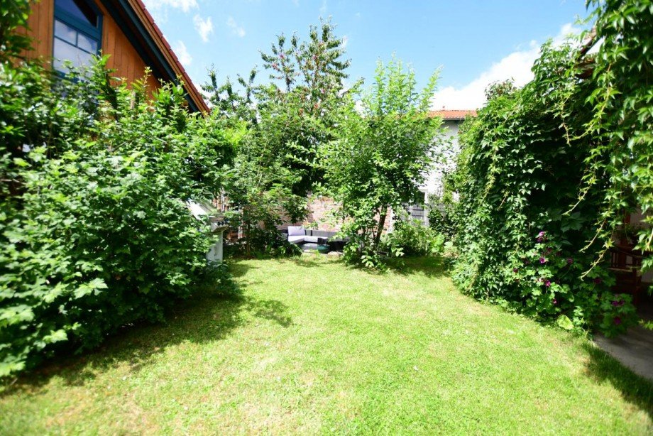 Blick in den Garten Einfamilienhaus Ober-Ramstadt