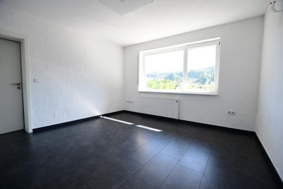 Nr.2 Schlafzimmer OG Durchgang Zweifamilienhaus Bad K�nig