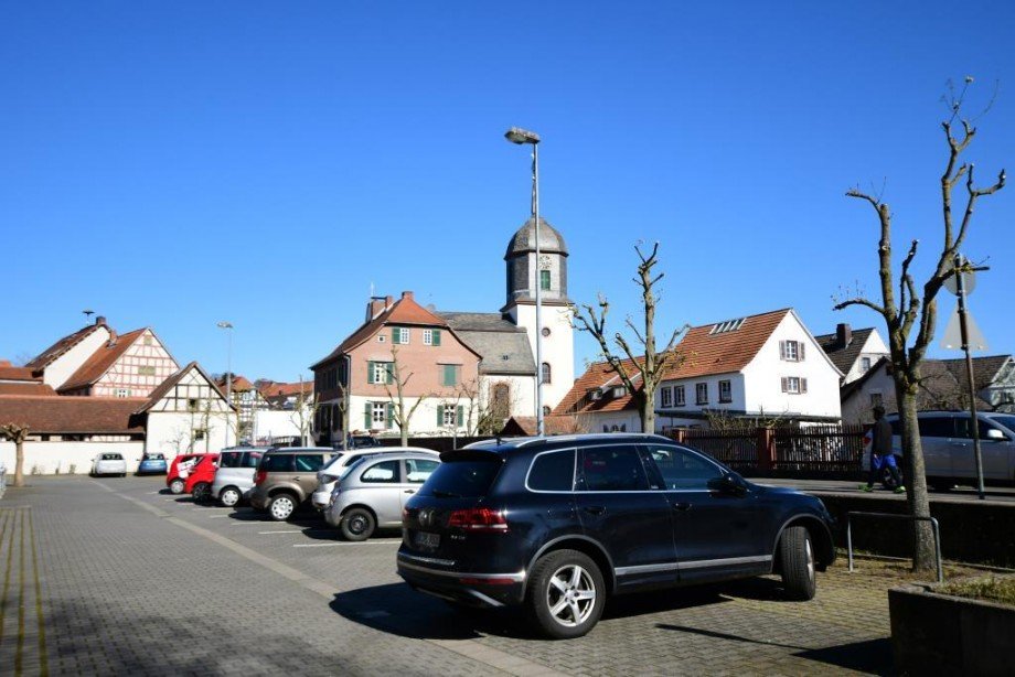 Parkm�glichkeiten Verbrauchermarkt Gro�-Bieberau