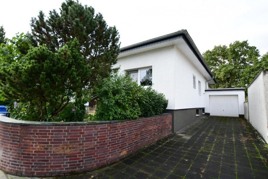 Hofeinfahrt Haus Gro�-Gerau/ OT Berkach