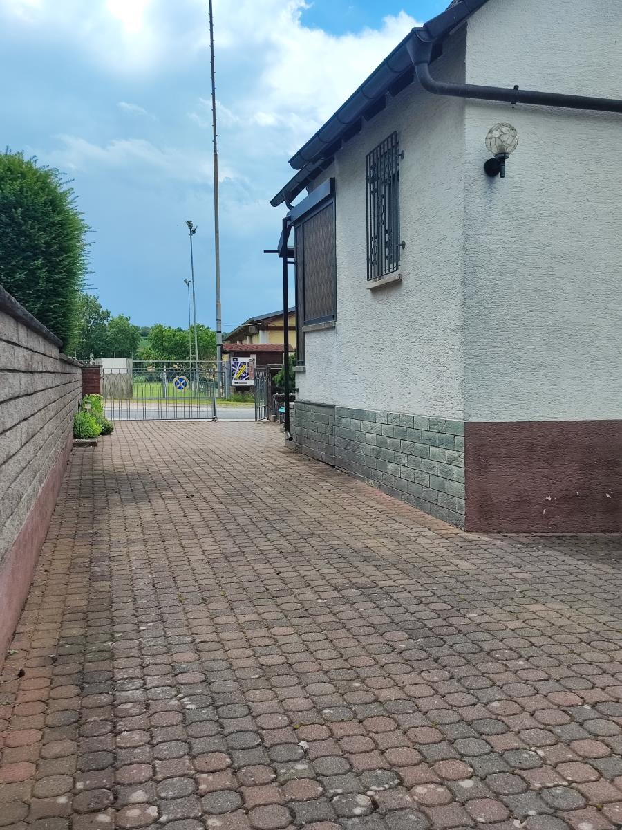 Hoffl�che Einfamilienhaus Otzberg