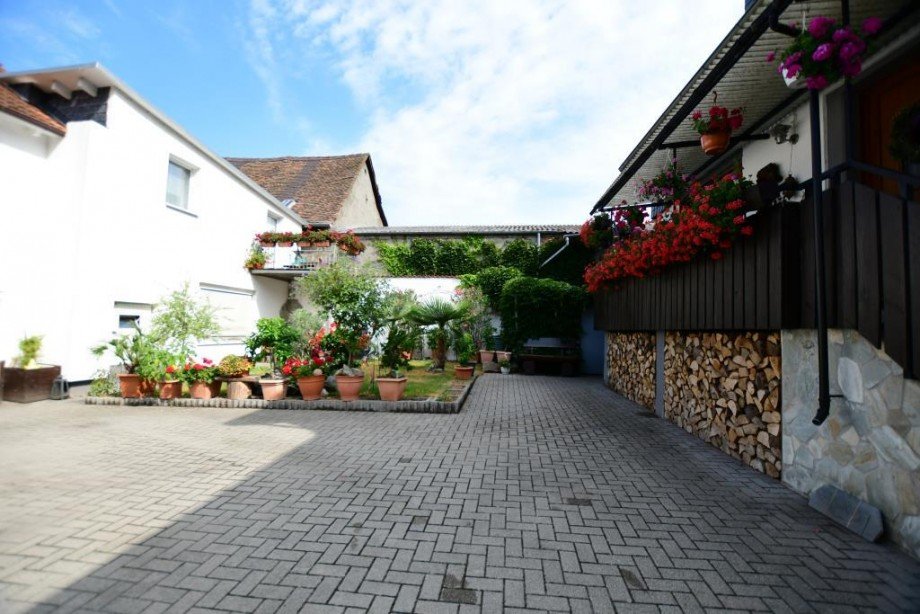 gemeinsamer Hof Einfamilienhaus Ober-Ramstadt