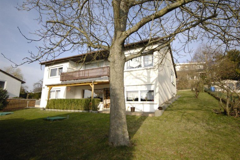 Hausansicht L�tzelbach Zweifamilienhaus Ein Zuhause zum wohlf�hlen f�r die ganze Familie