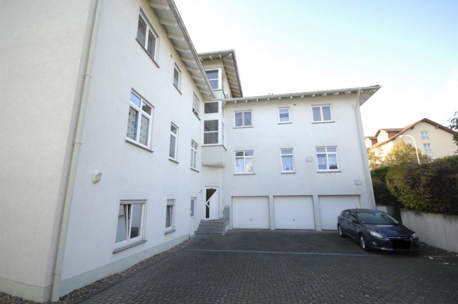 Hofansicht|Garage Etagenwohnung W�rth