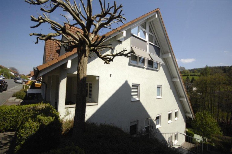 Au�enansicht Mehrfamilienhaus L�tzelbach-Seckmauern Terrassenwohnung Top Rendite f�r Kapitalanleger mit 6,5%, Gepflegte 2 Zimmerwohnung mit Terrasse