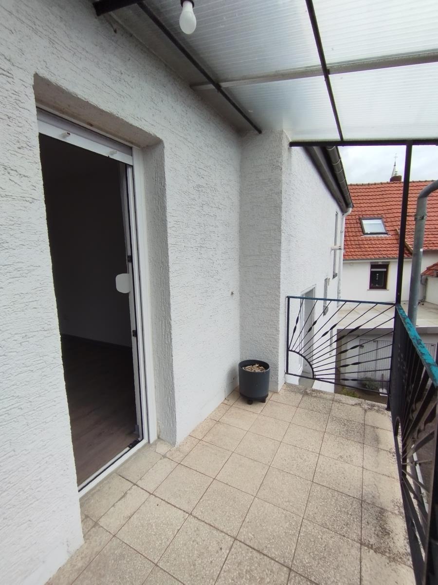 OG Zimmer 1 Balkon Etagenwohnung Otzberg
