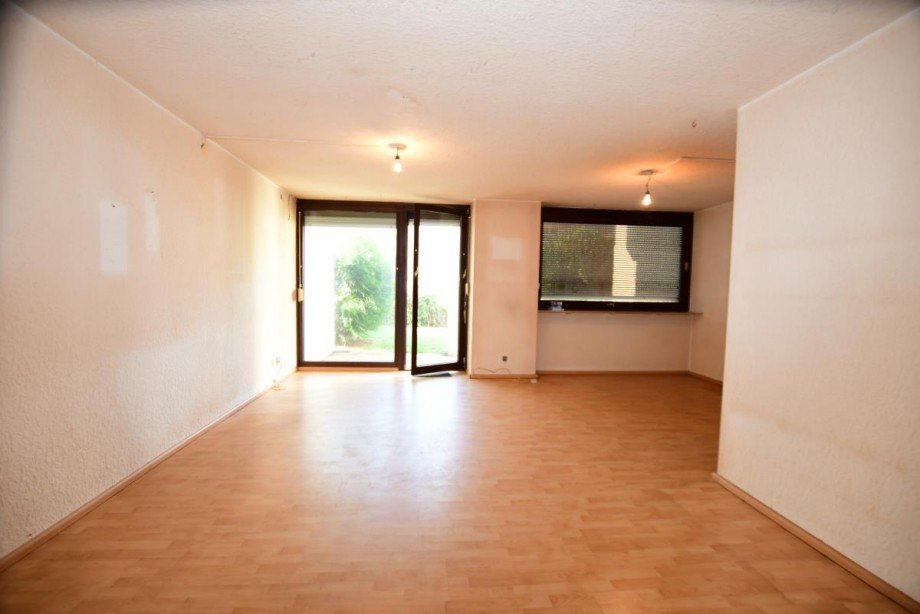 Wohn-/Esszimmer Wohnung Reinheim