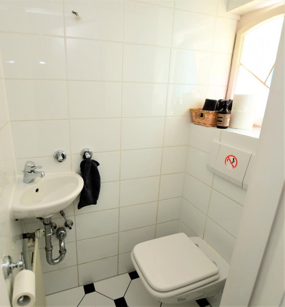 G�ste WC Einfamilienhaus Alsbach-H�hnlein