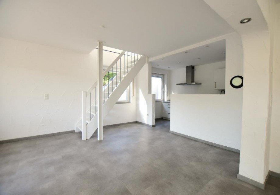 Nr.2 Esszimmer EG Zweifamilienhaus Bad K�nig