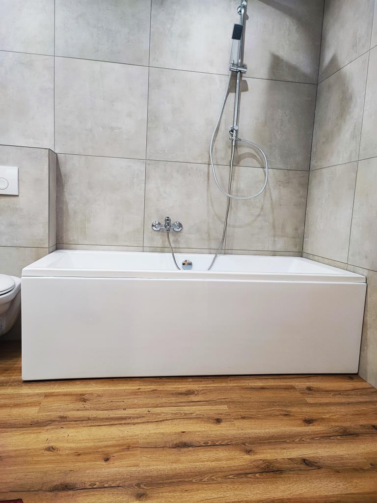 Badezimmer 3. Dachgeschosswohnung Reichelsheim