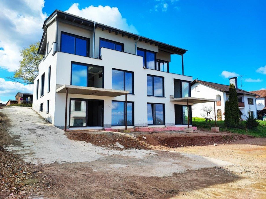 Terrassenansicht 04.2023 Etagenwohnung Otzberg